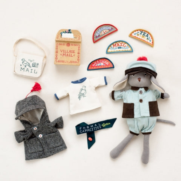 Hazel Village Village Duties Hat & Patches for Dolls - Picture 7 of 7